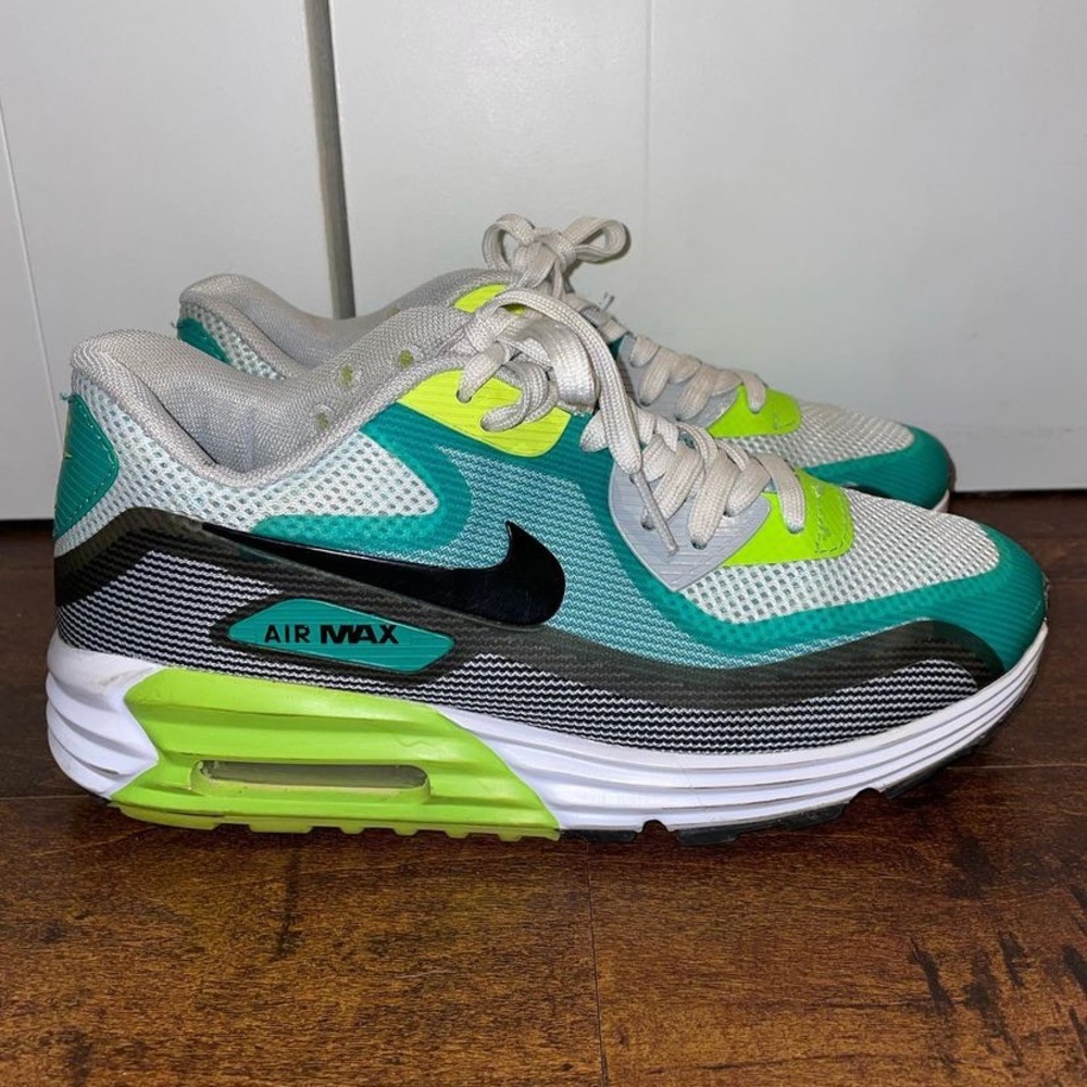 Nike Air Max Sneakers - Picture 3 of 5